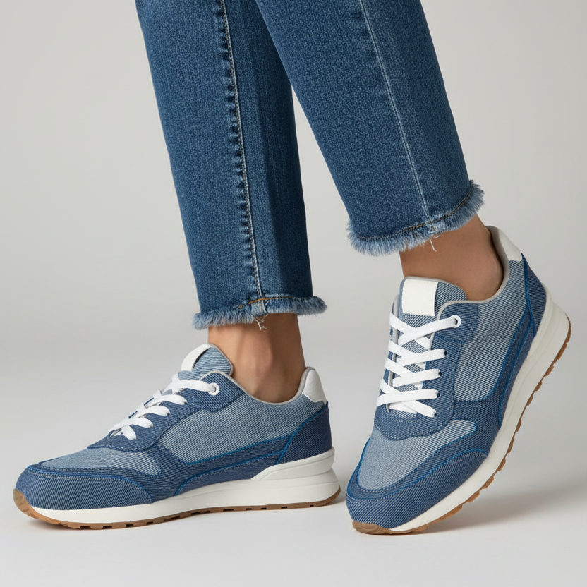 Modelo toma cerrada zapatilla deportiva de tela denim azul Ref 7847 - exacta a la imagen