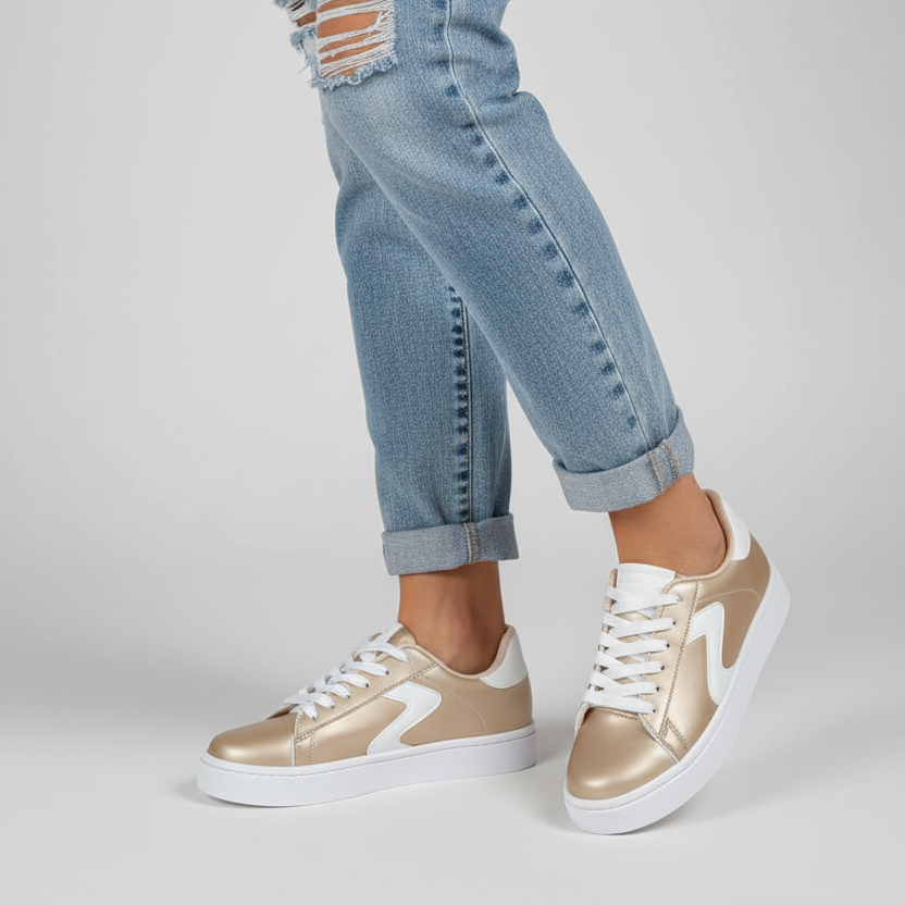 Modelo toma cerrada zapatilla deportiva dorada Ref 8064 - exacta a la imagen