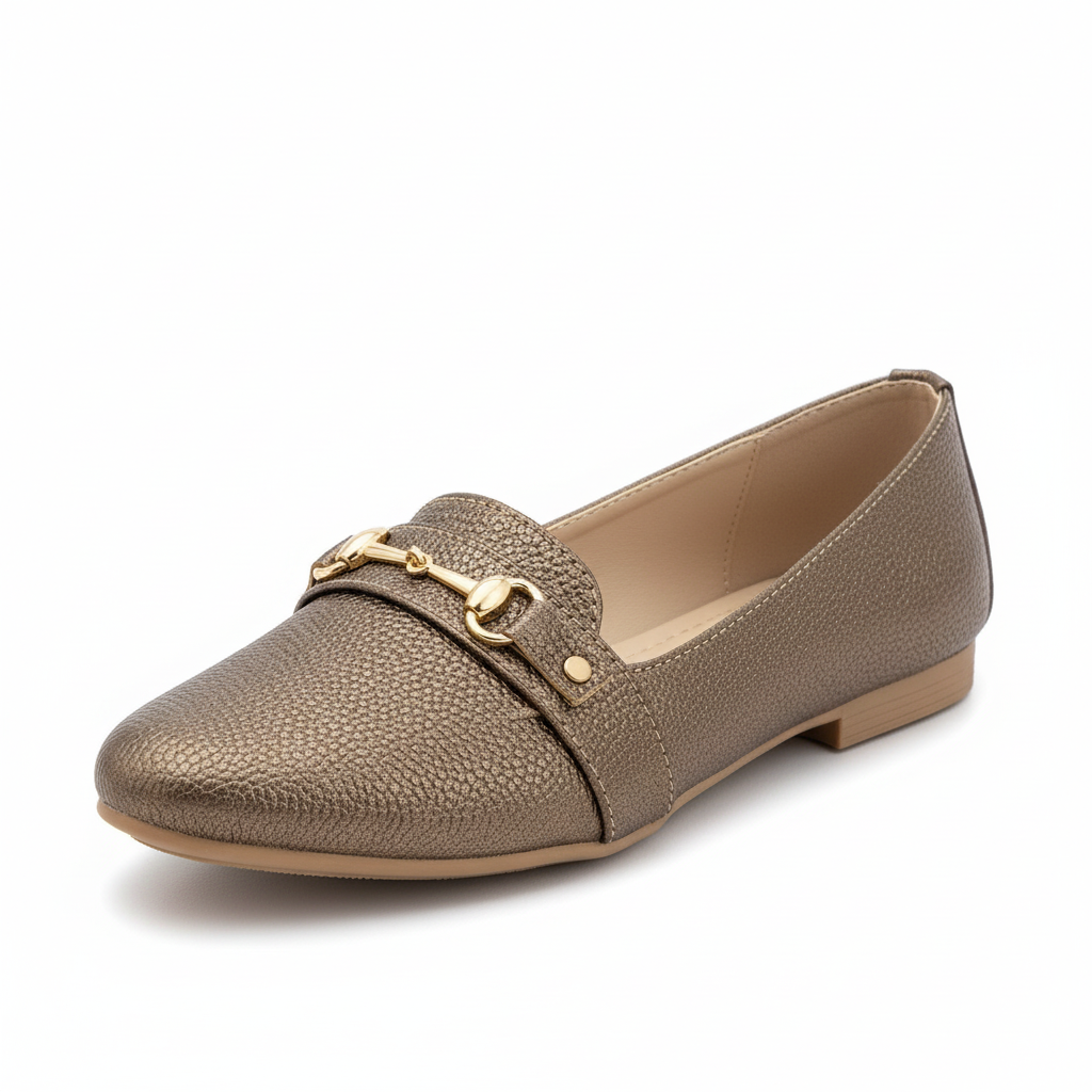 Vista angular frontal mocasín cuero texturizado bronce con herradura dorada Ref 8142